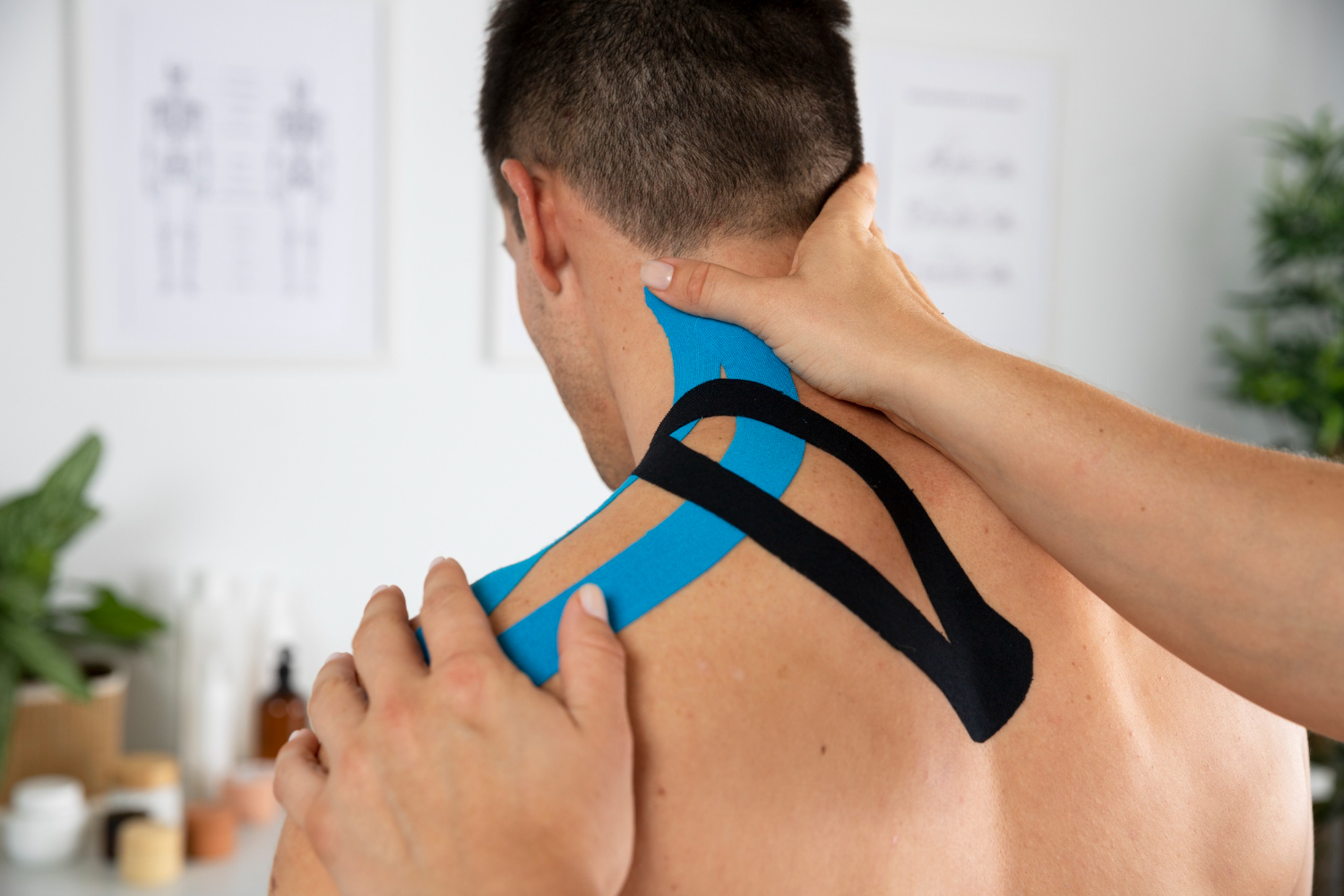 hombre con kinesiotape